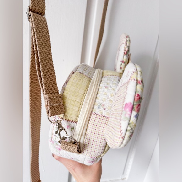 Handmade 🧵 🪡 Upcycled Quilt Mouse Adjustable Shoulder Bag - Picture 4 of 8